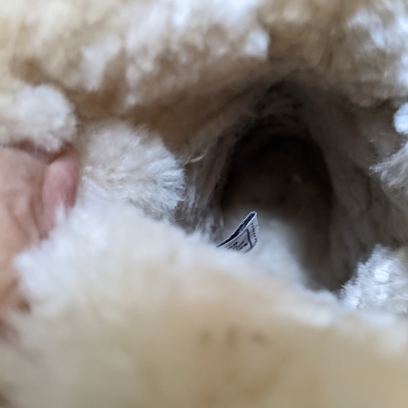 Bearpaw Boots - Picture 8 of 9